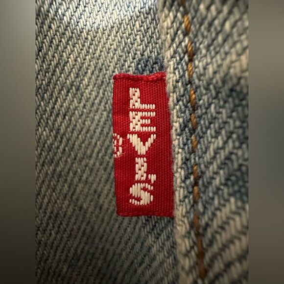 Levis Premium Wedgie Ankle Icon Blue Hi Rise Raw Hem Distressed Size 24 - Picture 14 of 15